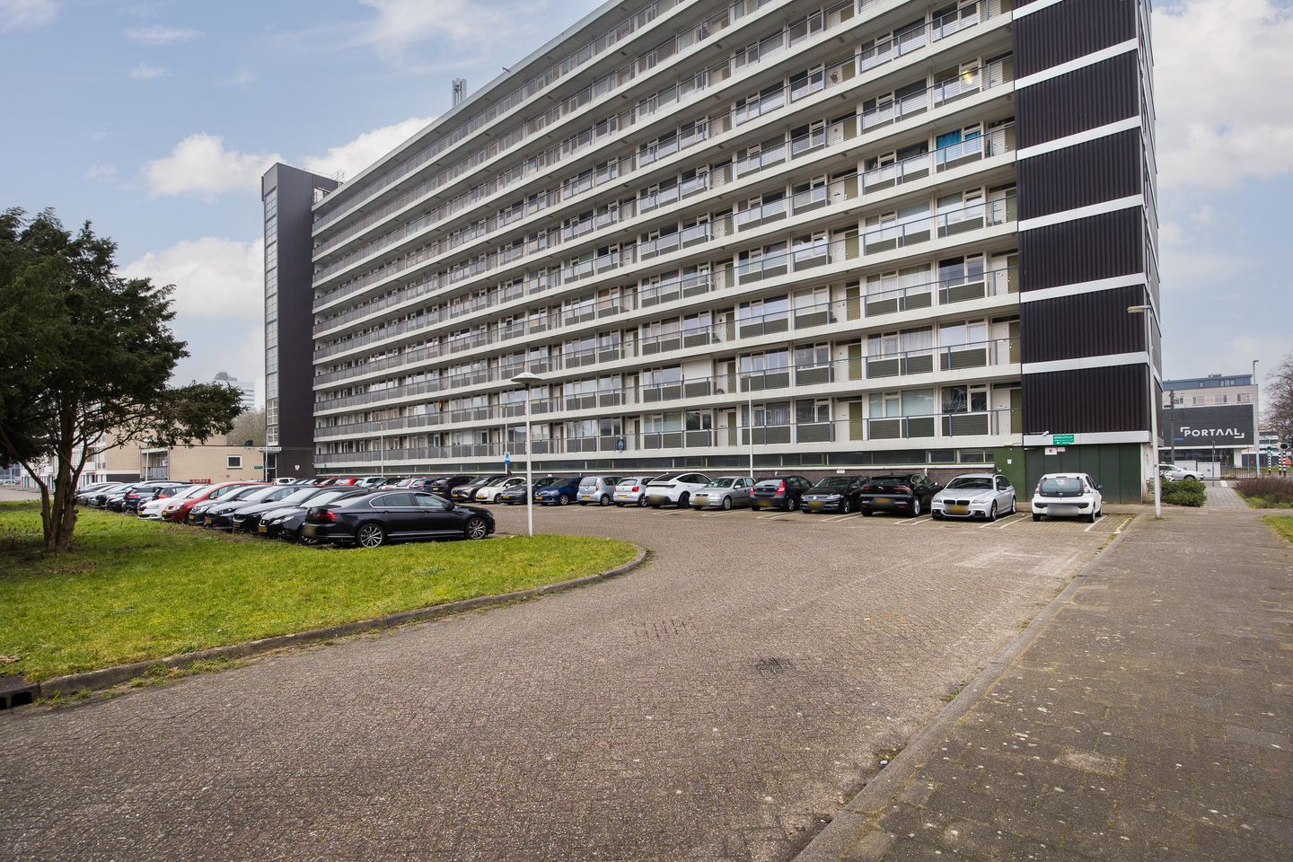 Foto 1 van Beneluxlaan 44