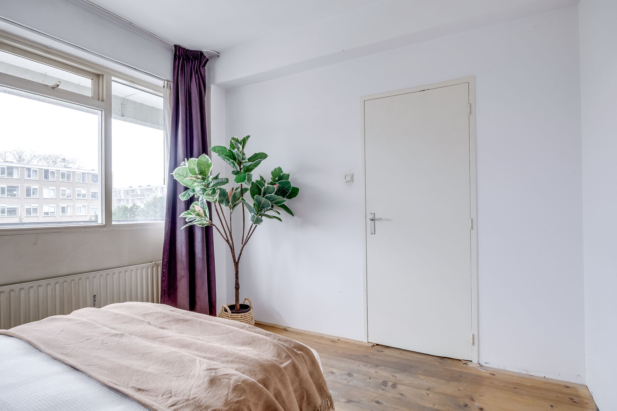 Foto 24 van Beneluxlaan 44