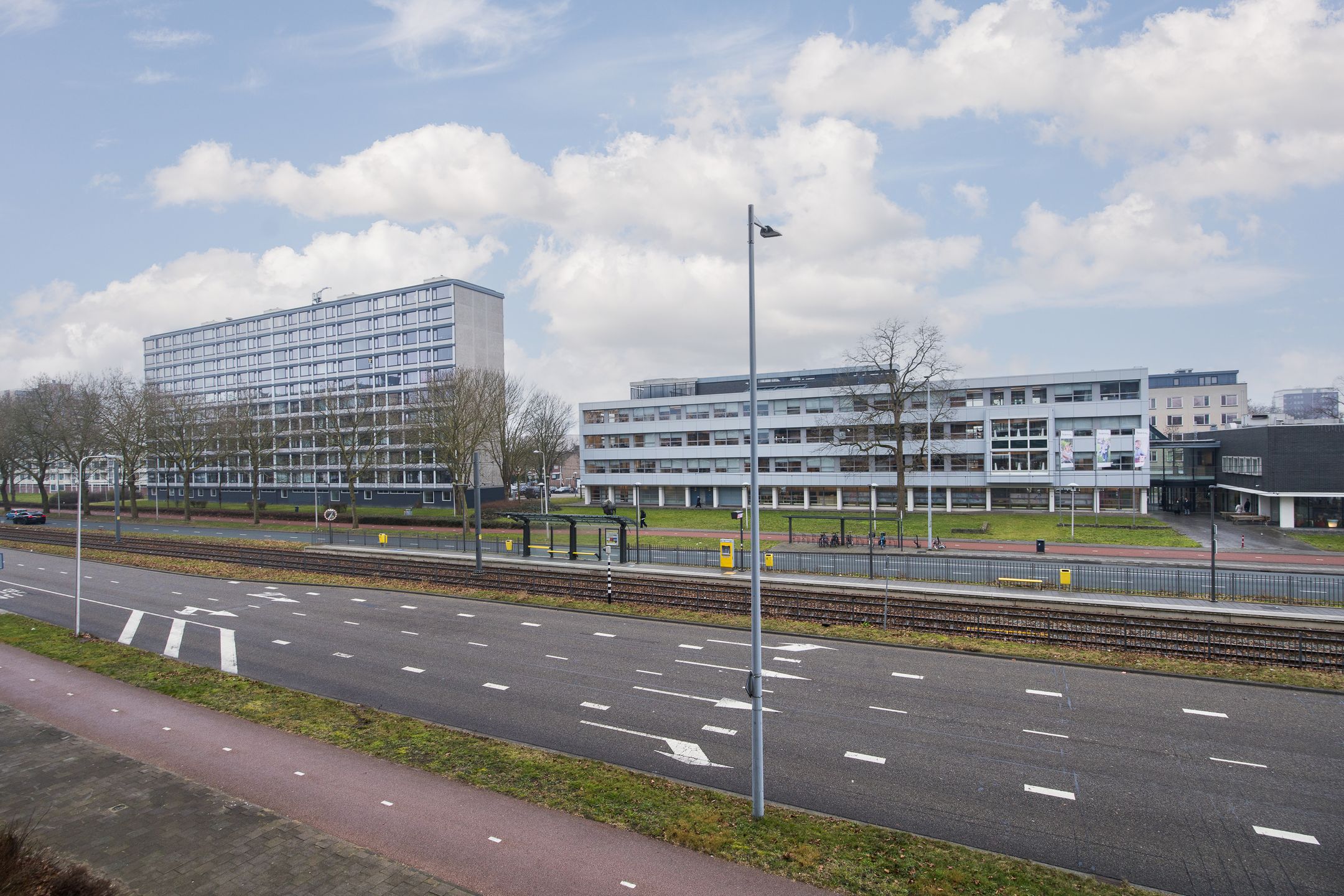 Foto 36 van Beneluxlaan 44