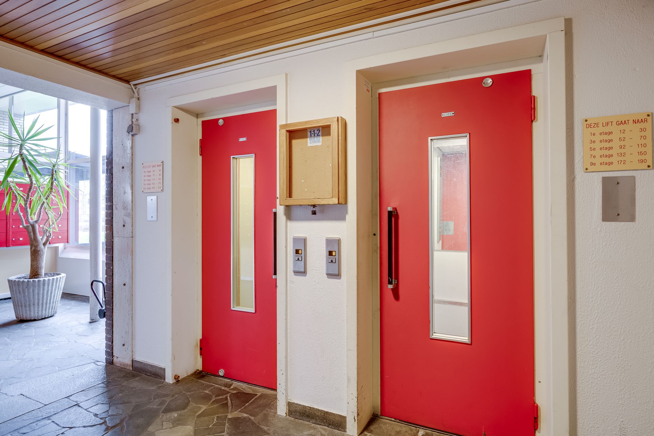 Foto 42 van Beneluxlaan 44