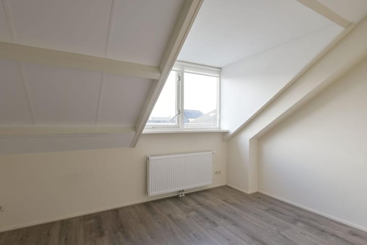 Appartement te huur: Kerkstraat 5A, Huizen