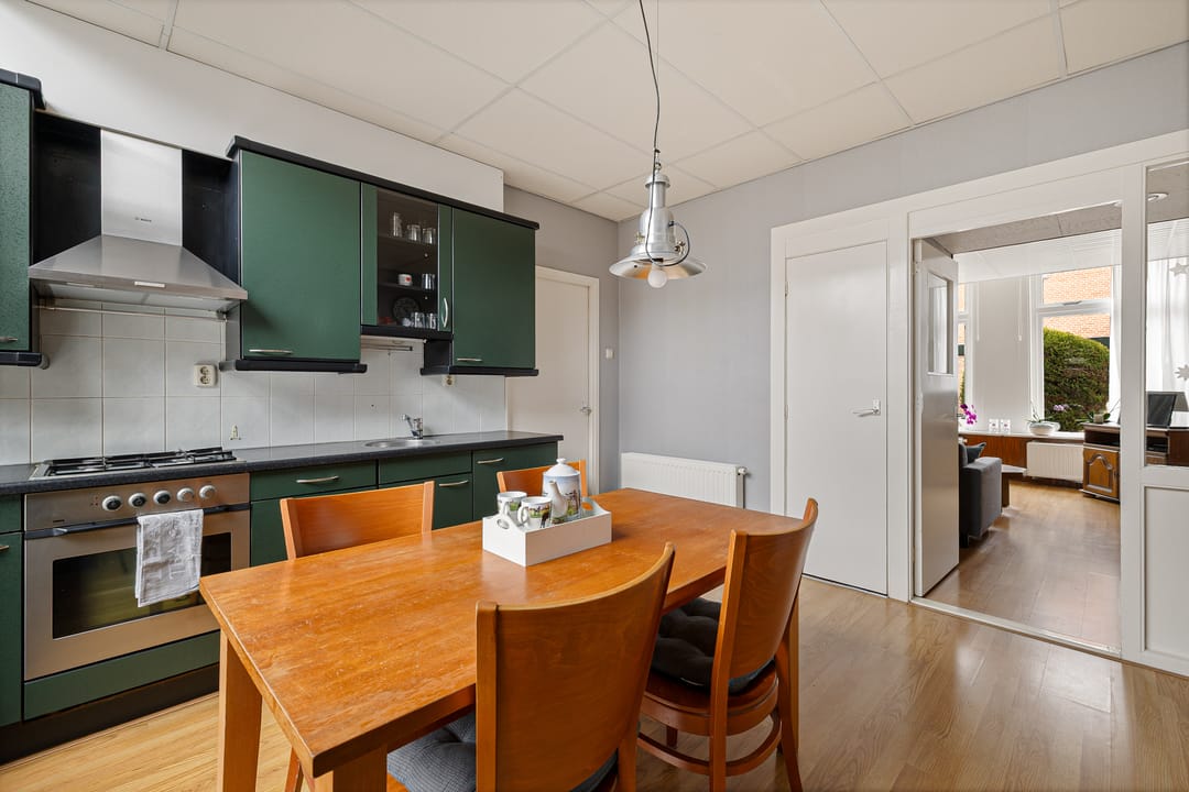 Foto 7 van Spoorstraat 13