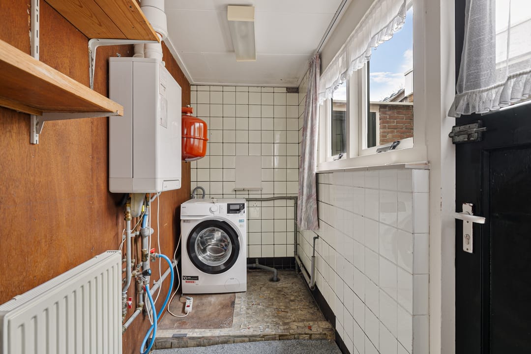 Foto 16 van Spoorstraat 13