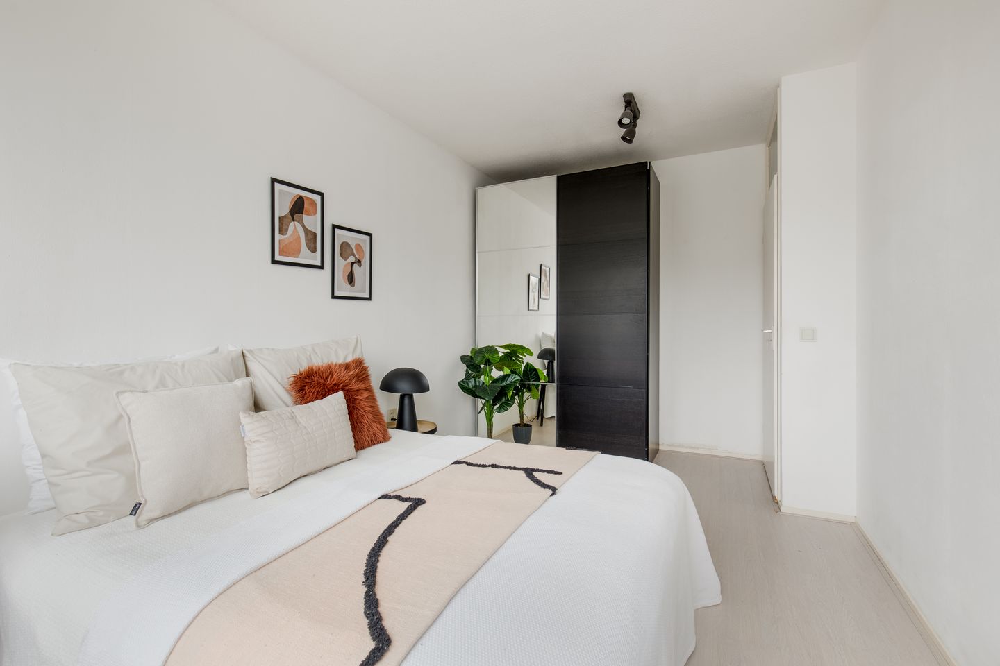 Foto 19 van Madridplantsoen 81