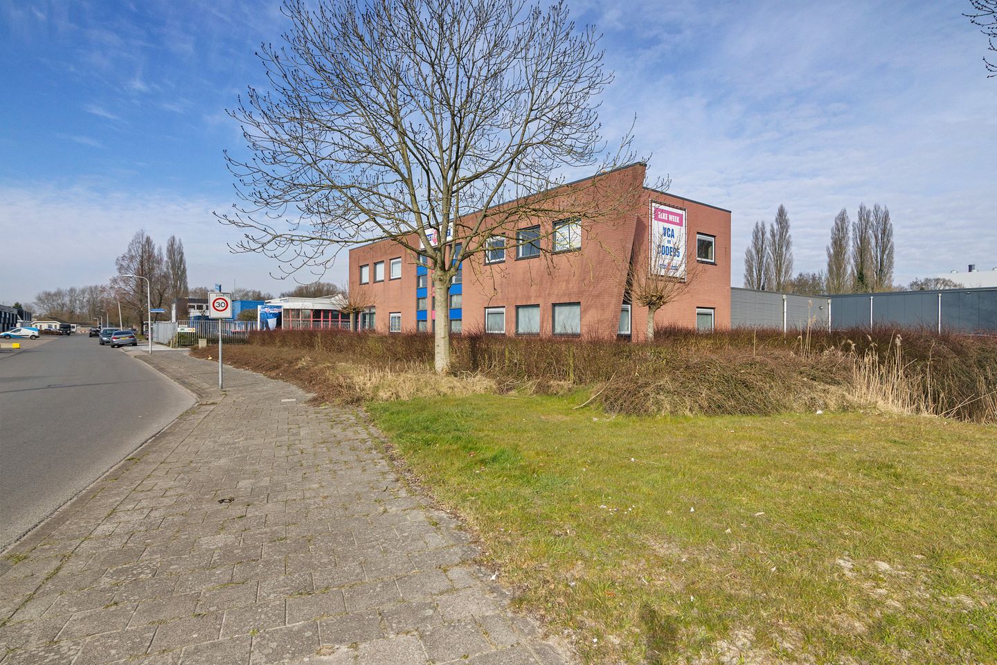 Bekijk foto 3 van Ouddeelstraat 23