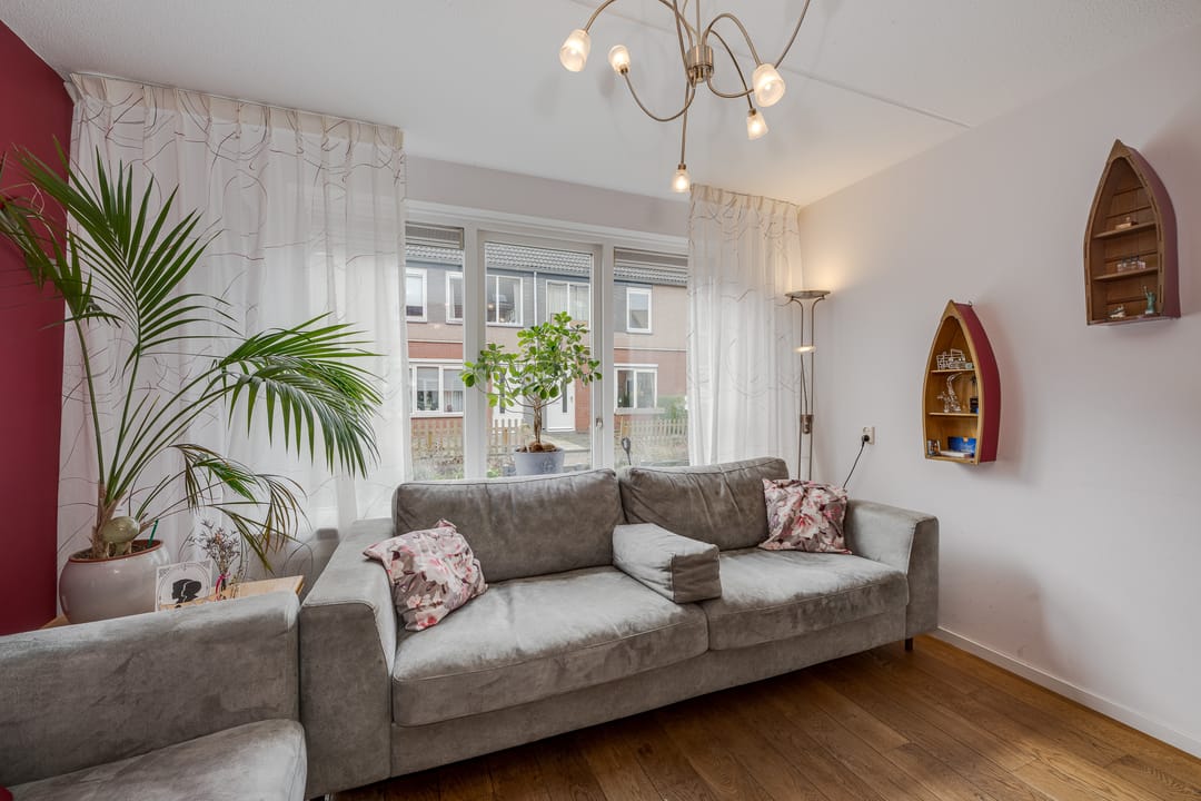 Photo 8 of Alexander Adamskistraat 5