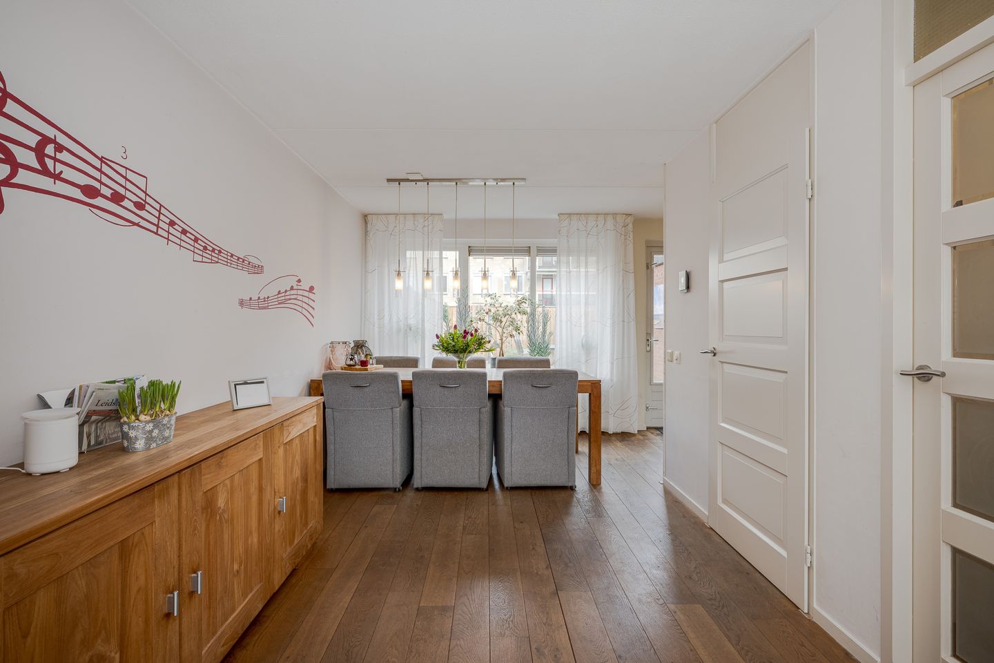 Photo 10 of Alexander Adamskistraat 5