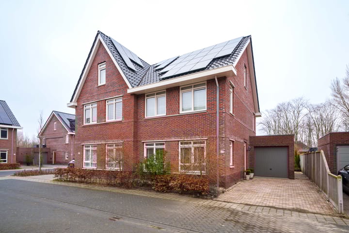 Stormzeil 27 main image