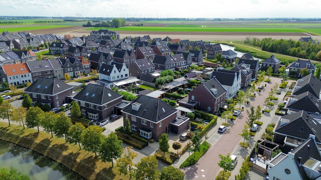 Photo 76 of Bloemenweg 31