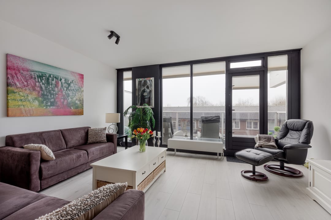 Photo 2 of Sandenburg 449