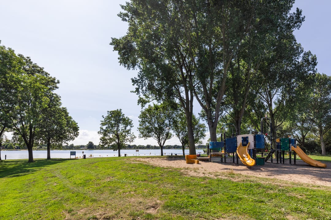 Photo 32 of Sandenburg 449