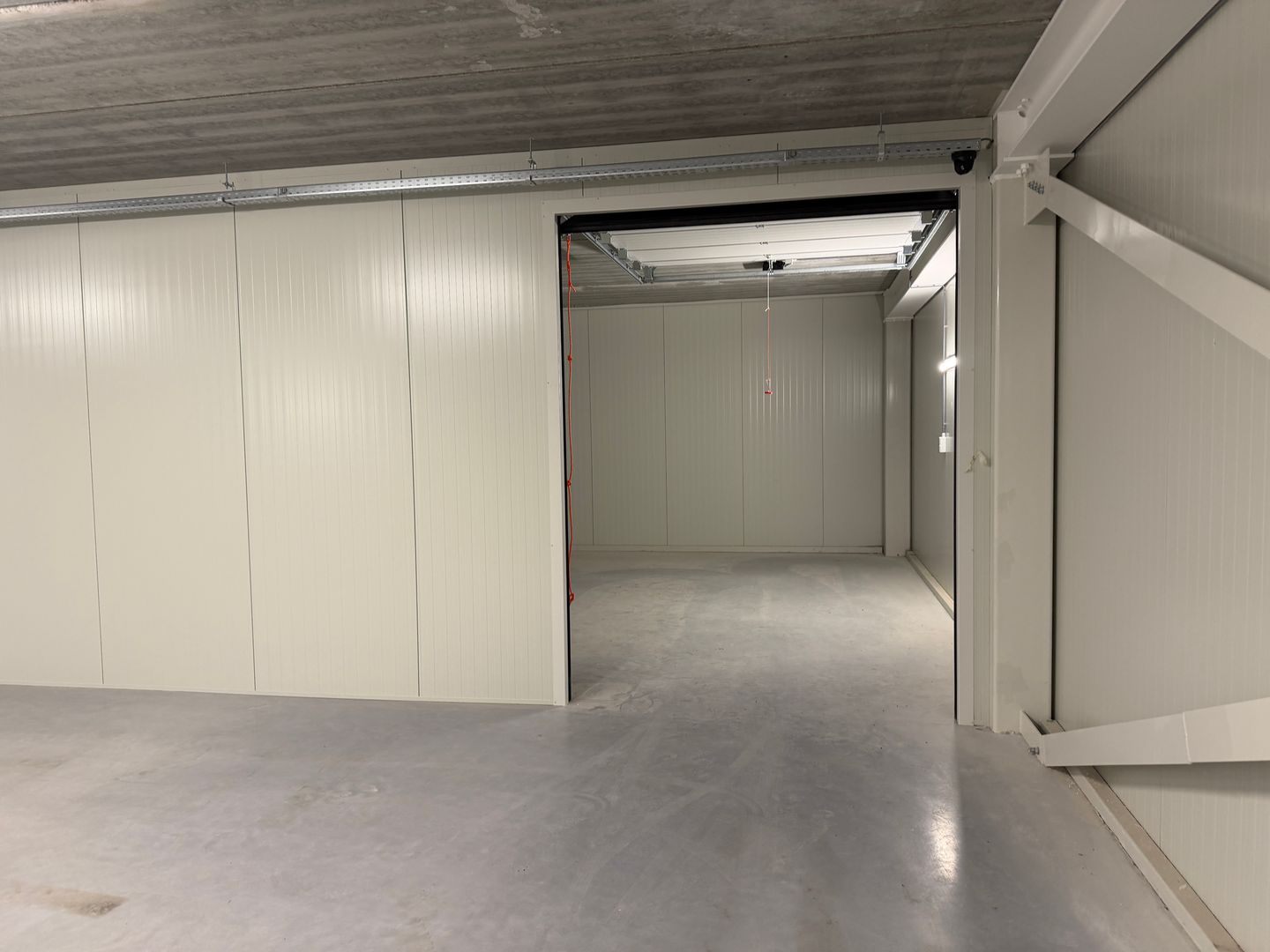 Bekijk foto 2 van Steur 32