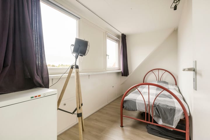 Photo 26 of Dr. de Visserstraat 42