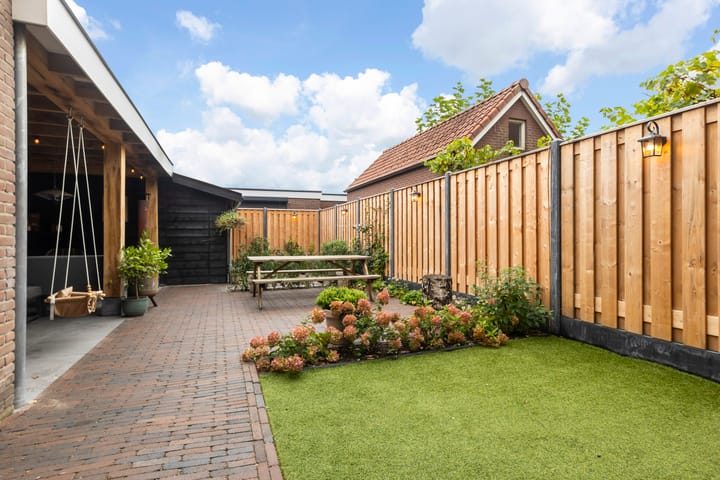 Photo 29 of Dr. de Visserstraat 42