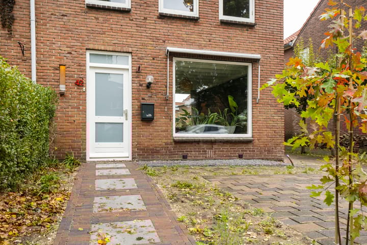 Photo 34 of Dr. de Visserstraat 42