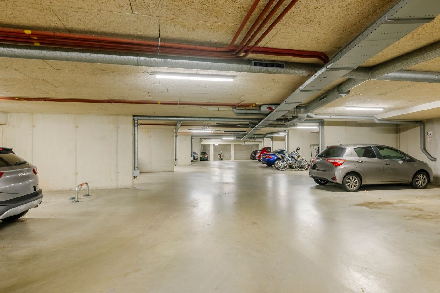 Photo 49 of Ruychaverstraat 25