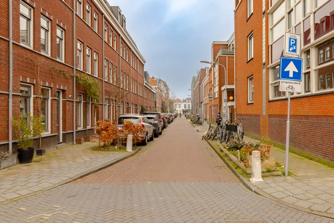 Photo 52 of Ruychaverstraat 25