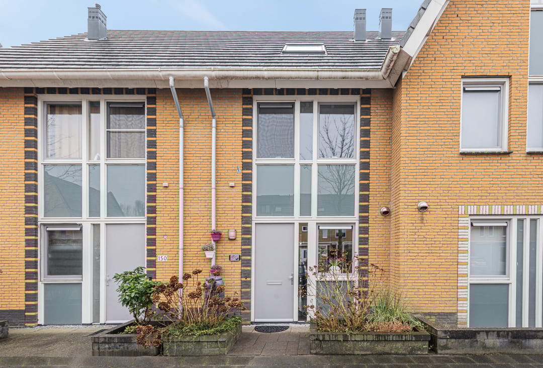 Foto 1 van Straat van Corsica 148