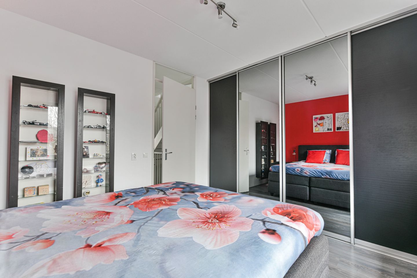 Foto 14 van Straat van Corsica 148