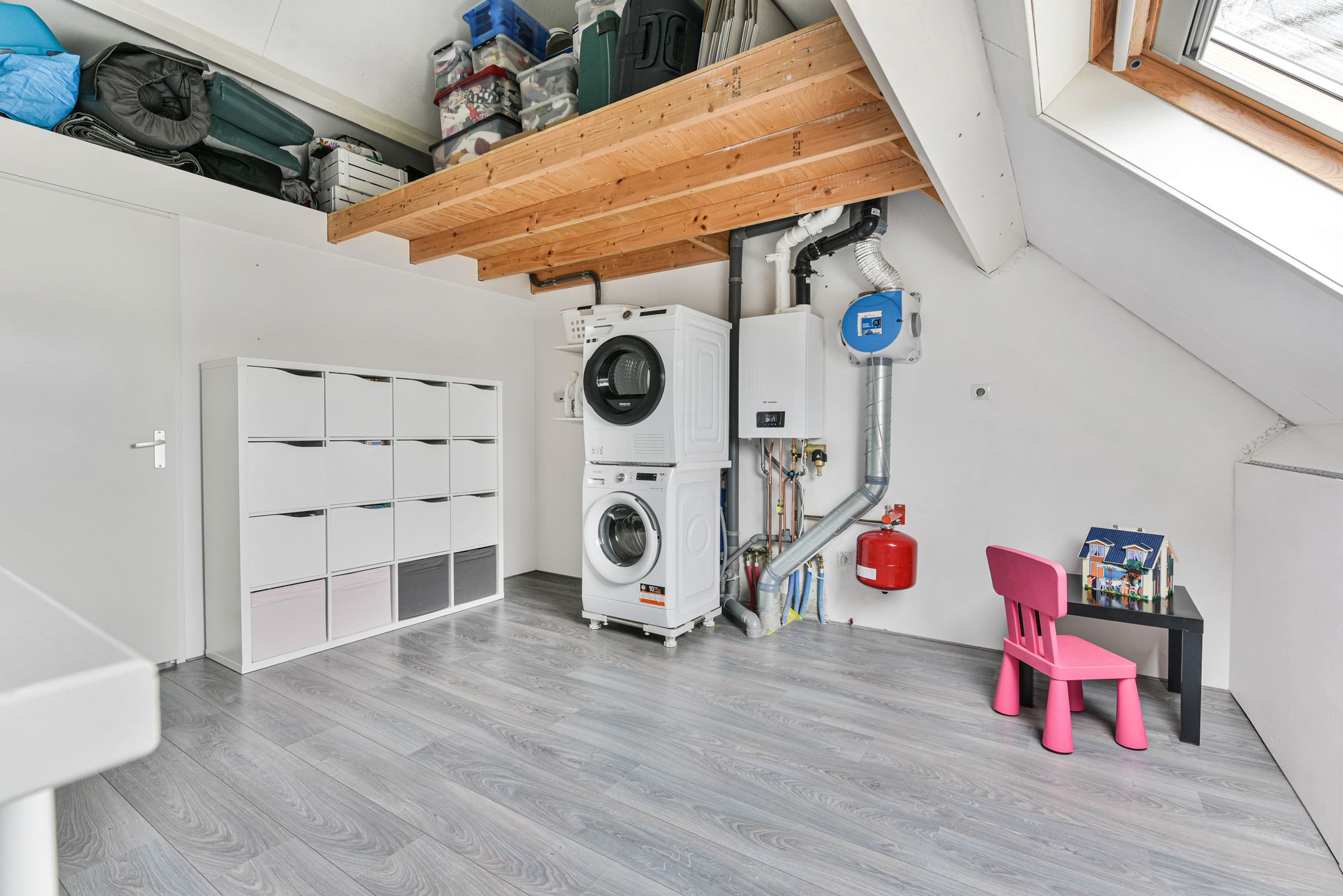 Foto 21 van Straat van Corsica 148