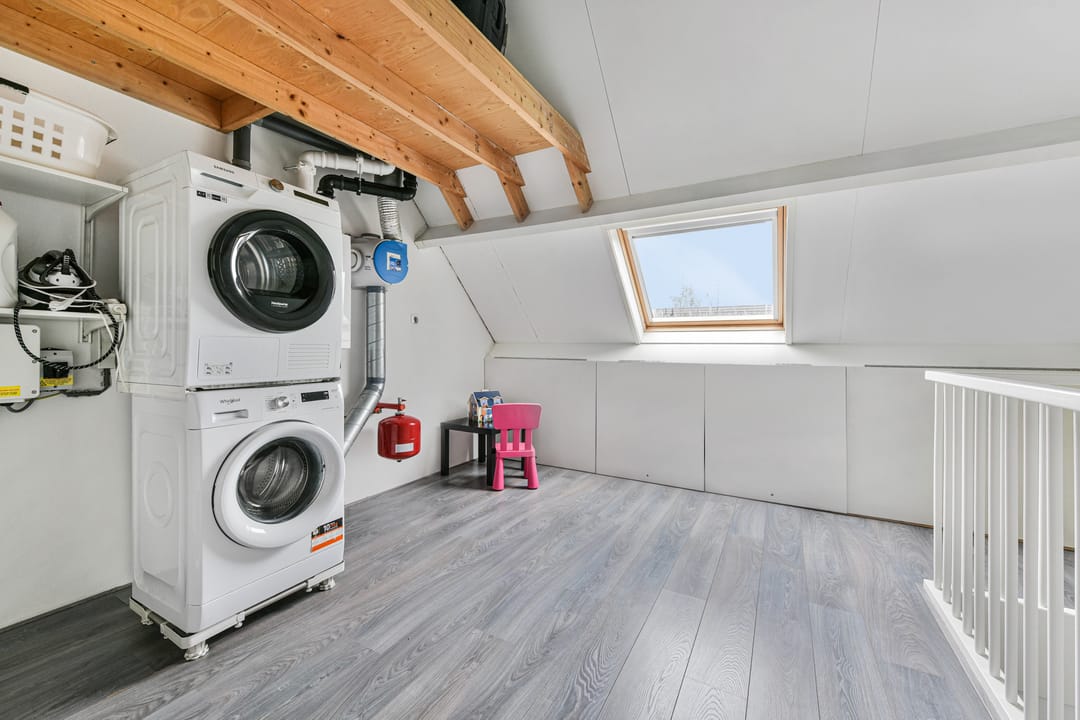 Foto 23 van Straat van Corsica 148