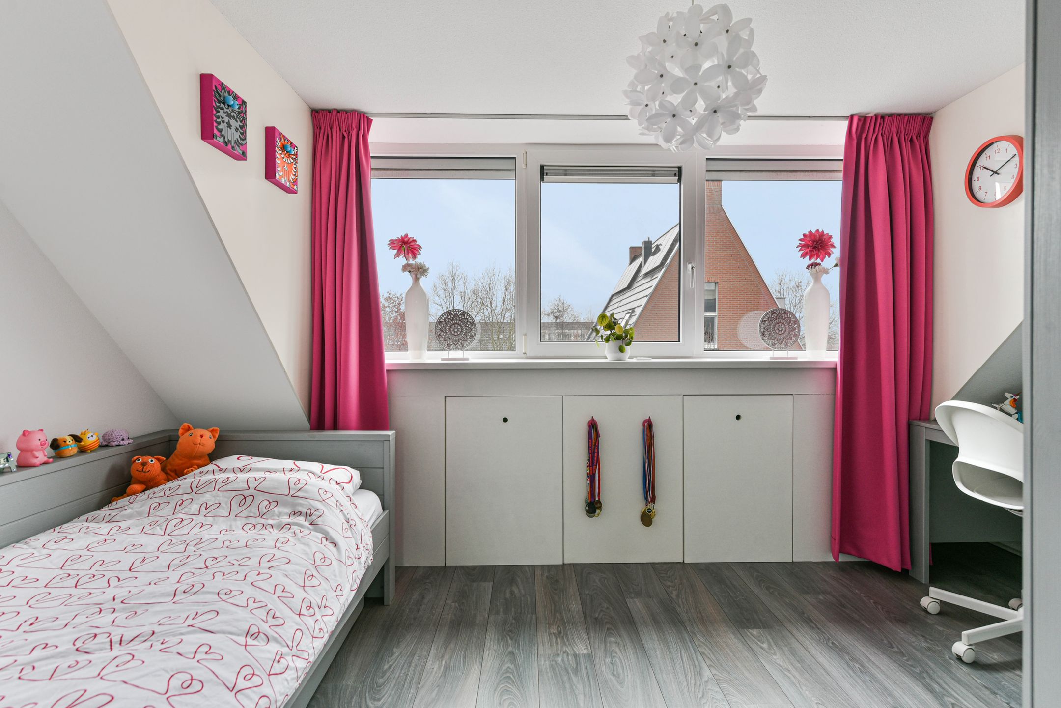 Foto 24 van Straat van Corsica 148