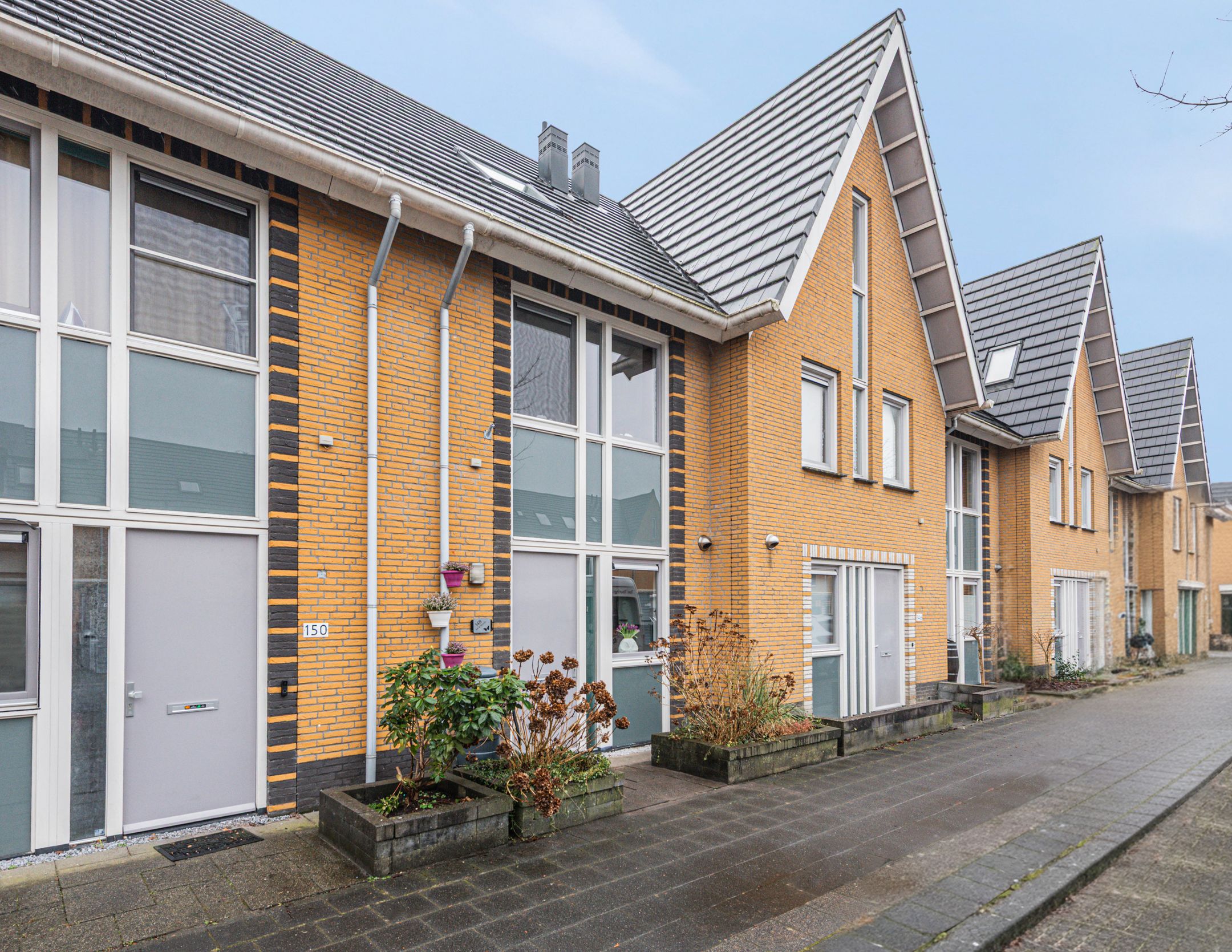 Foto 27 van Straat van Corsica 148