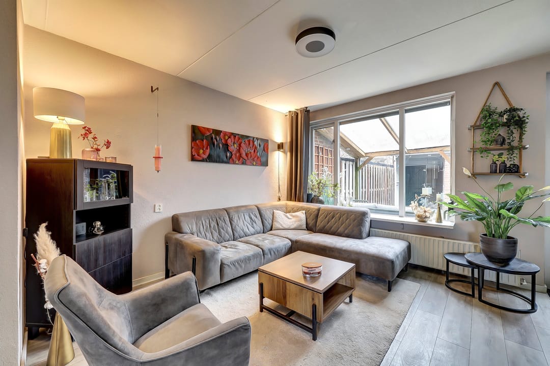 Photo 2 of Leerlooier 24