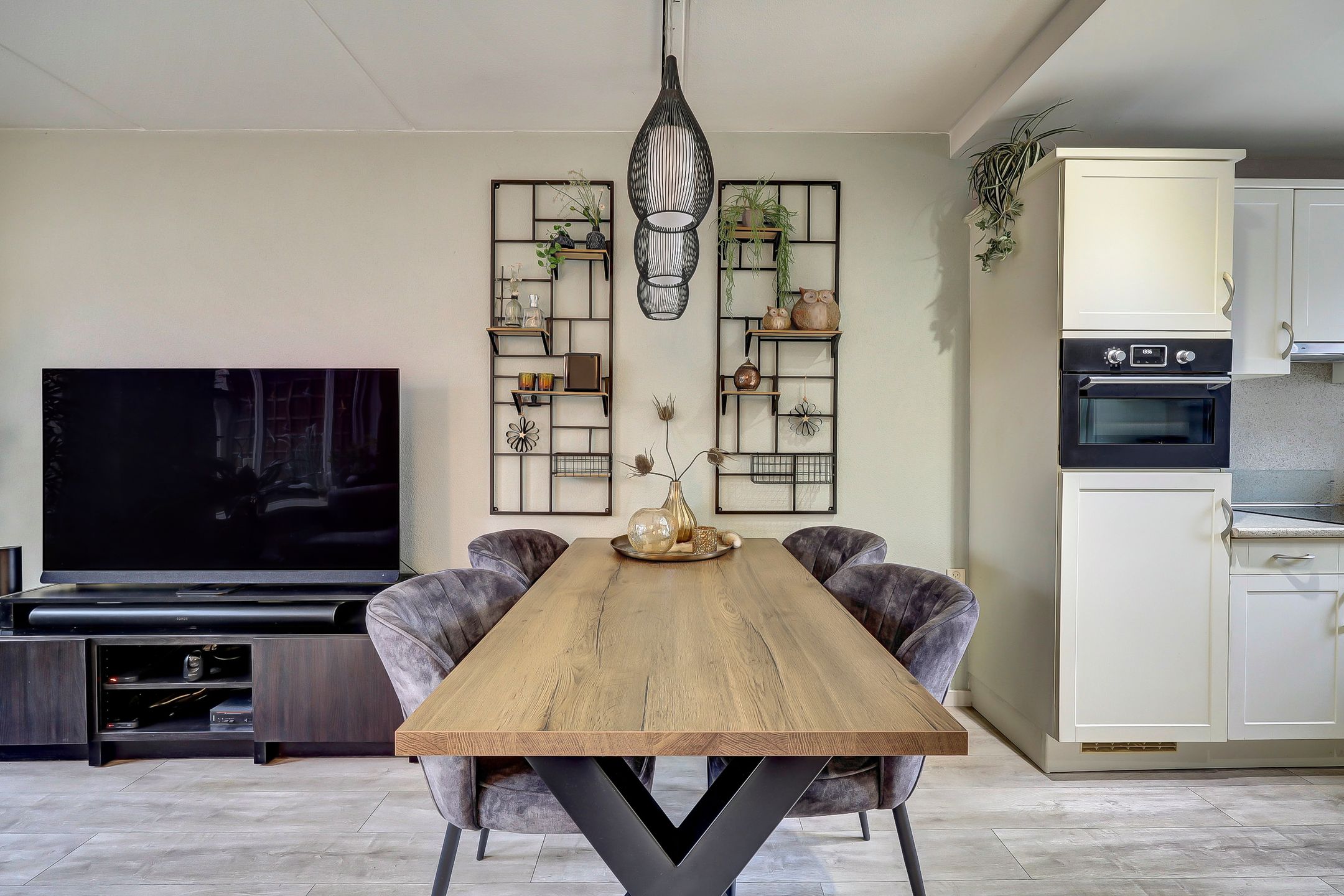 Photo 9 of Leerlooier 24