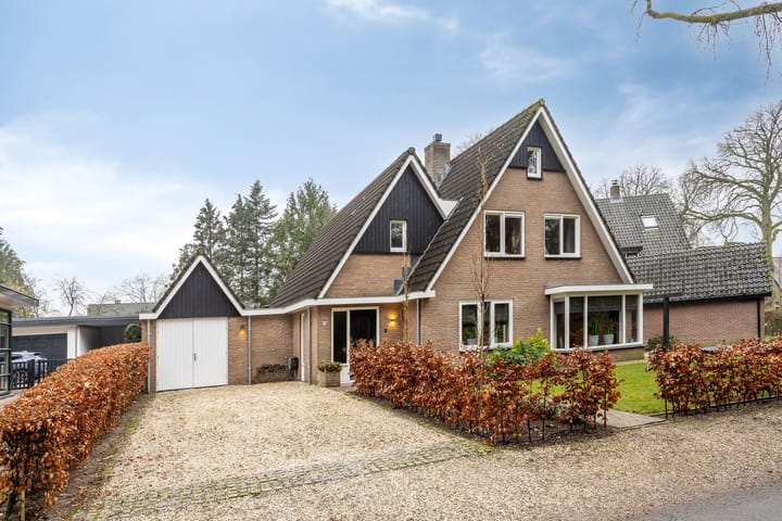 van den Hamlaan 2-B main image