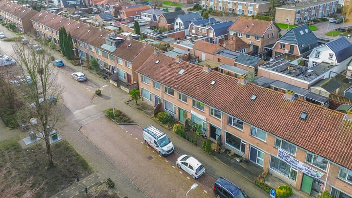 Photo 42 of Meerkoetstraat 57