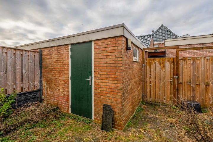 Photo 32 of Meerkoetstraat 57