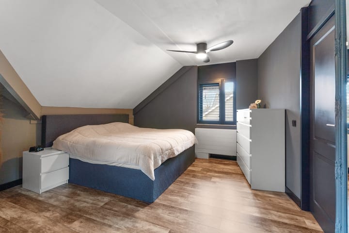 Foto 24 van Menuetstraat 13