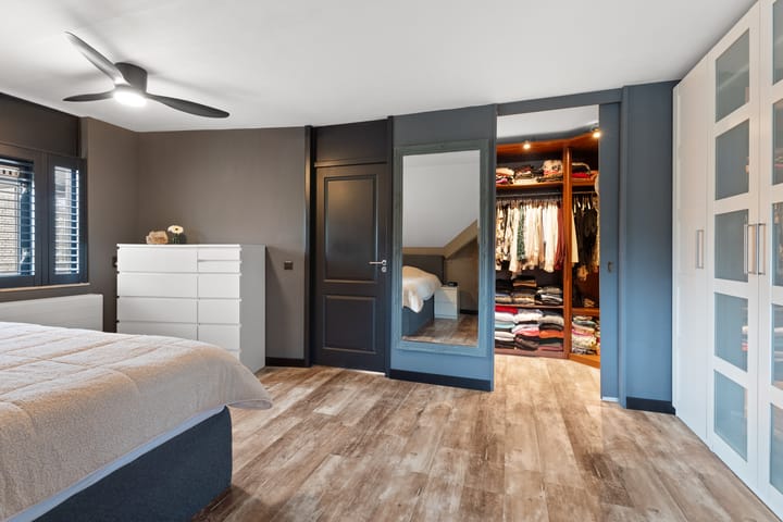 Foto 26 van Menuetstraat 13