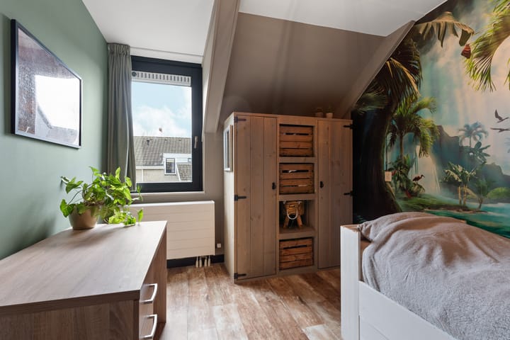 Foto 28 van Menuetstraat 13