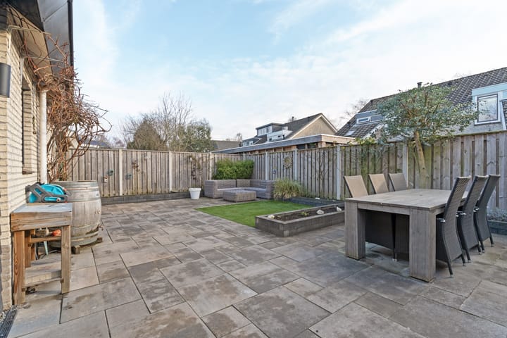 Foto 33 van Menuetstraat 13