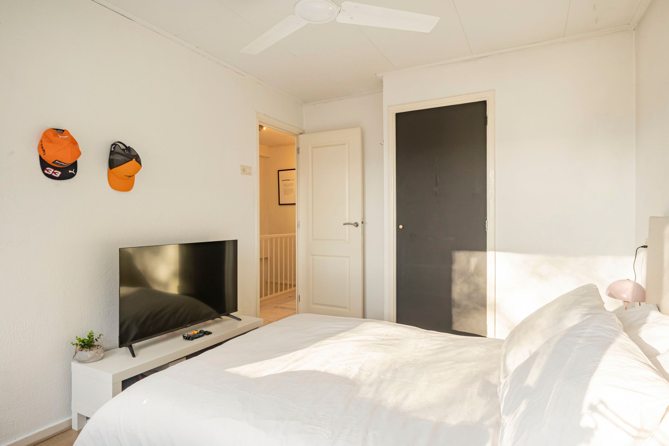 Foto 24 van van Heutszlaan 138-1