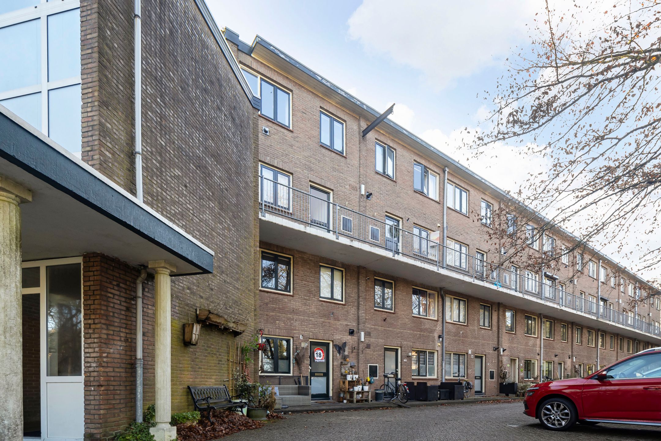 Foto 36 van van Heutszlaan 138-1