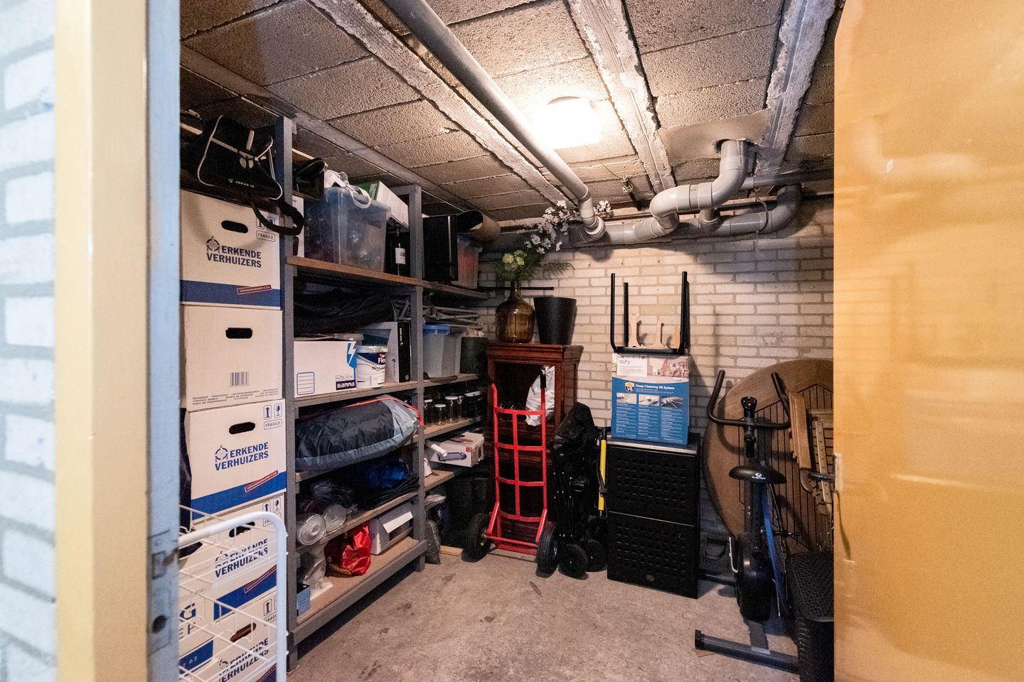 Foto 25 van Van der Waalsstraat 26