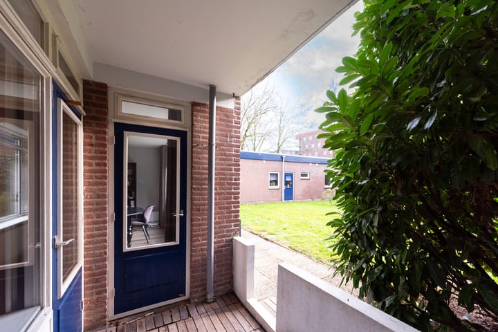 Foto 26 van Van der Waalsstraat 26