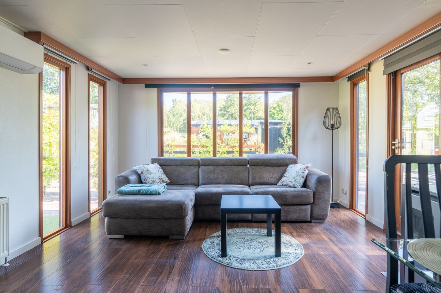 Foto 4 van Vogels' tún 82