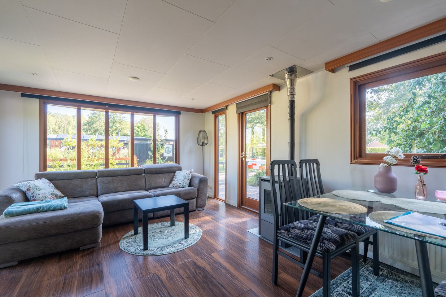 Foto 5 van Vogels' tún 82