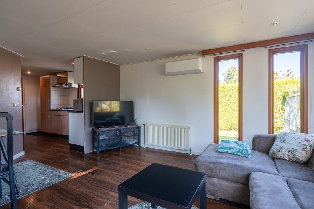 Foto 8 van Vogels' tún 82