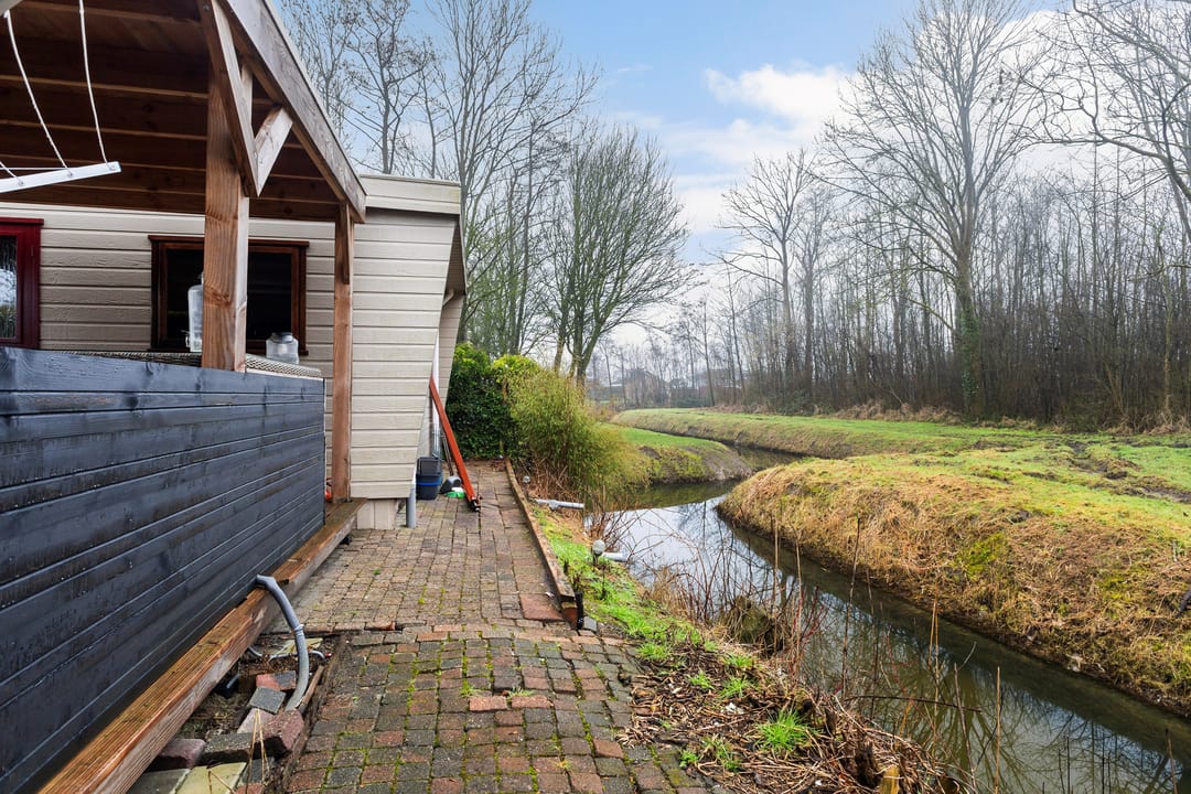 Foto 17 van Vogels' tún 82