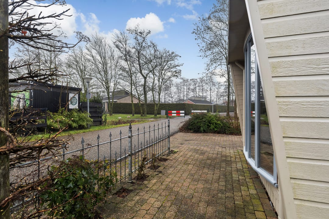 Foto 22 van Vogels' tún 82