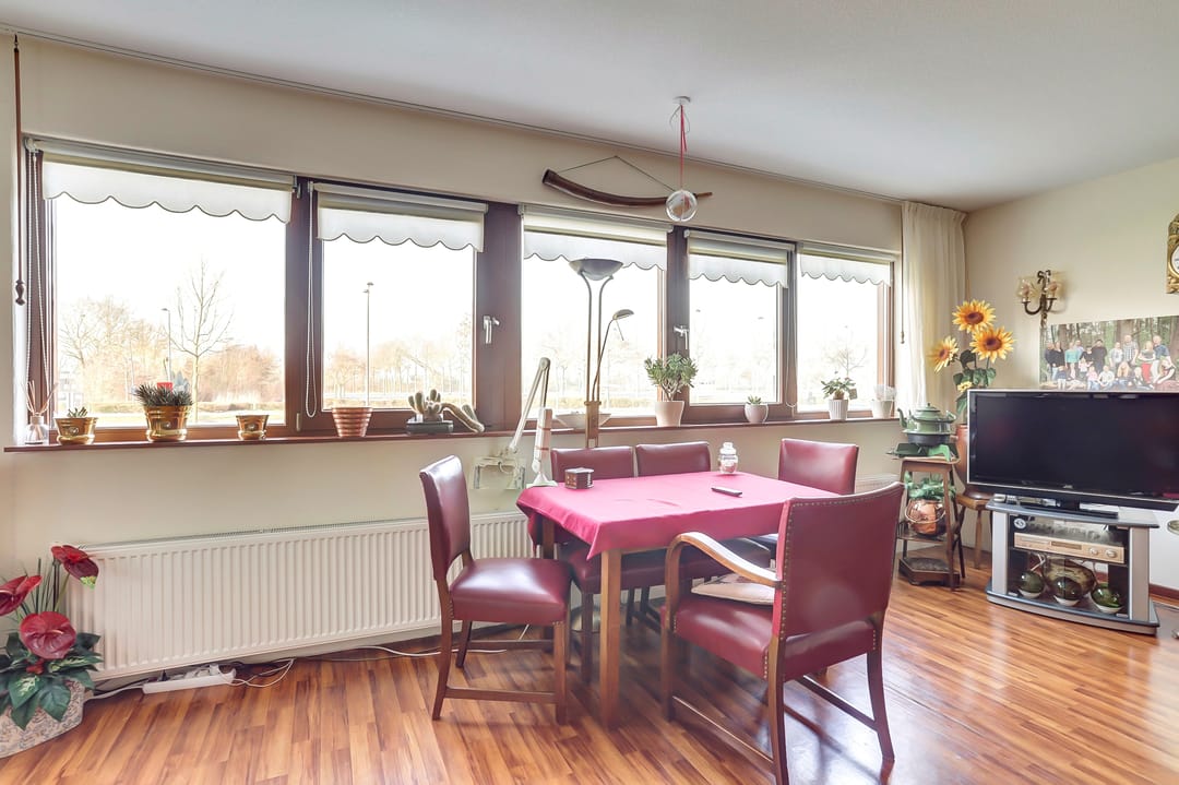 Foto 8 van Klepel 318