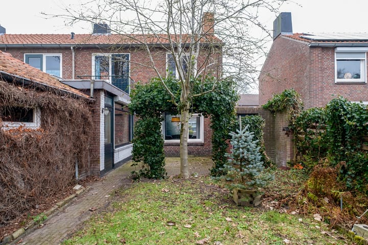 Photo 3 of Wilhelminastraat 24