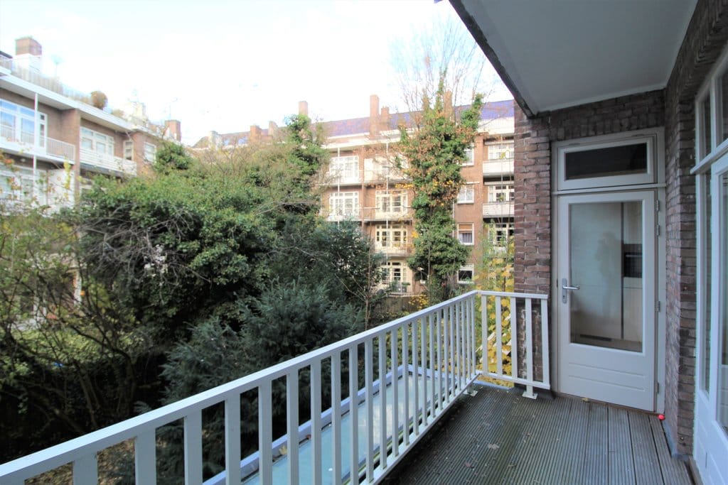 Photo 9 of Beethovenstraat 14-1
