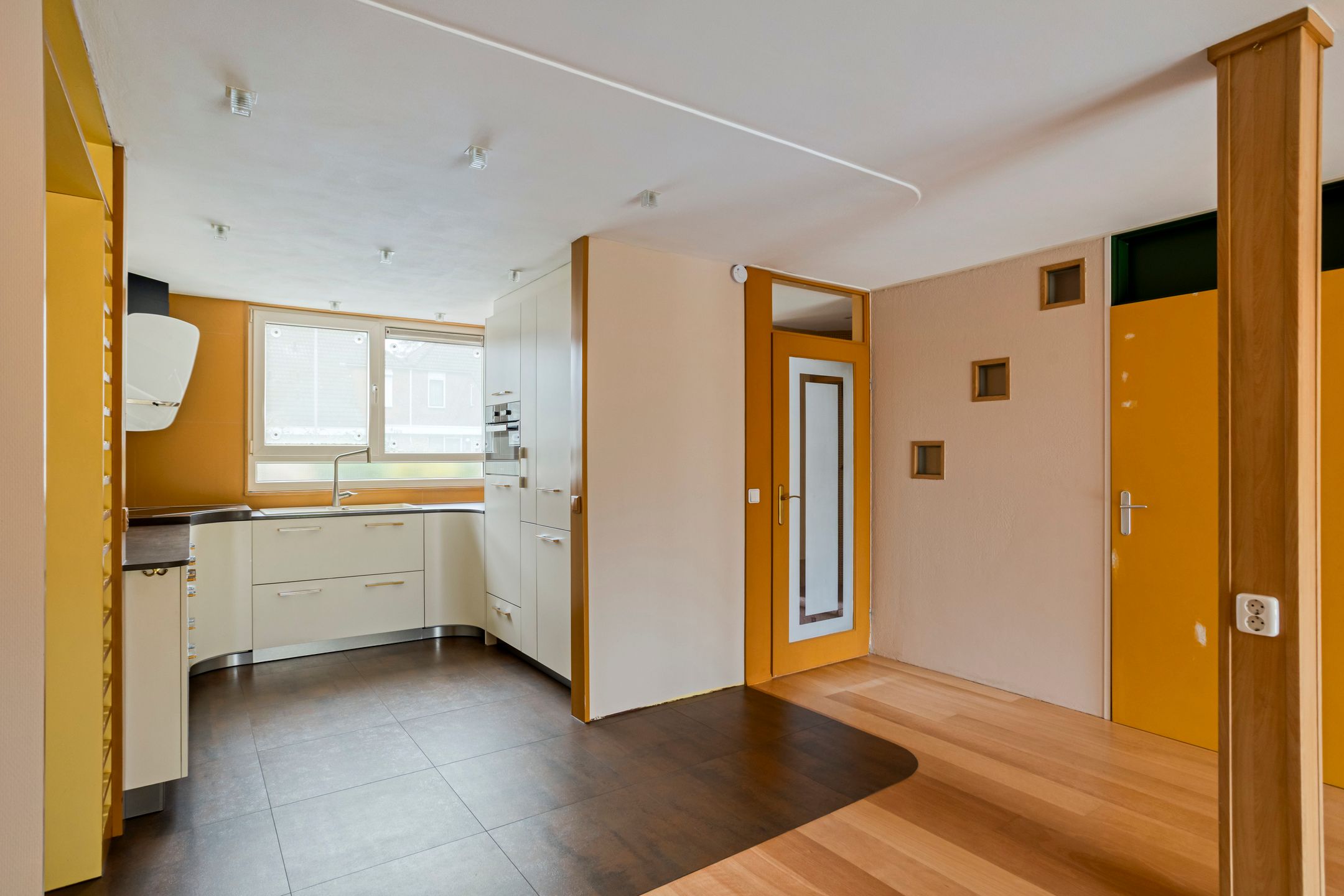 Photo 6 of Veenhof 2511