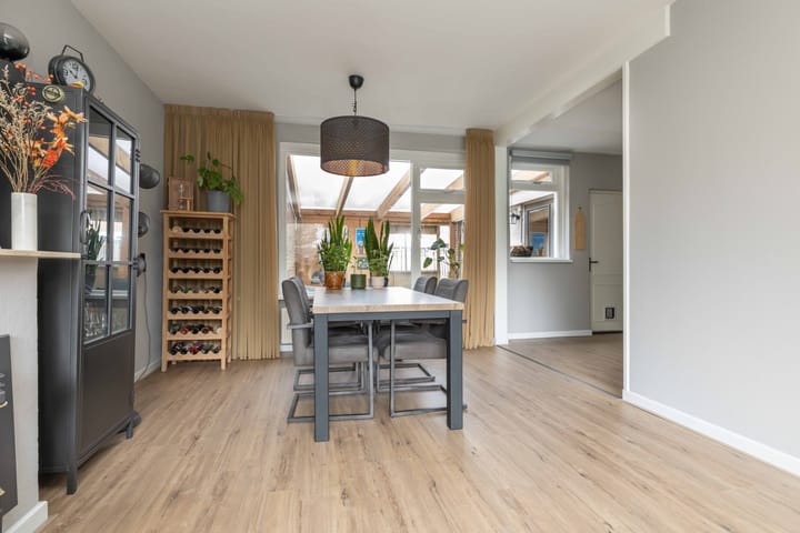 Photo 13 of Begoniastraat 61